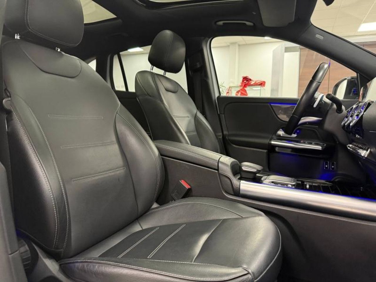 Photo du véhicule 9 / 18