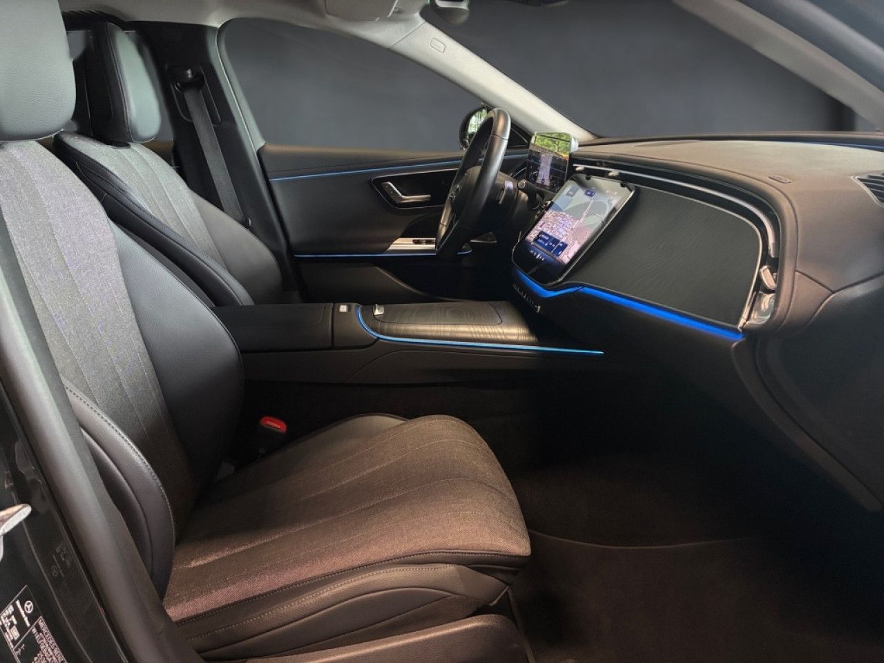 Mercedes-Benz E-Klasse – Bild 16