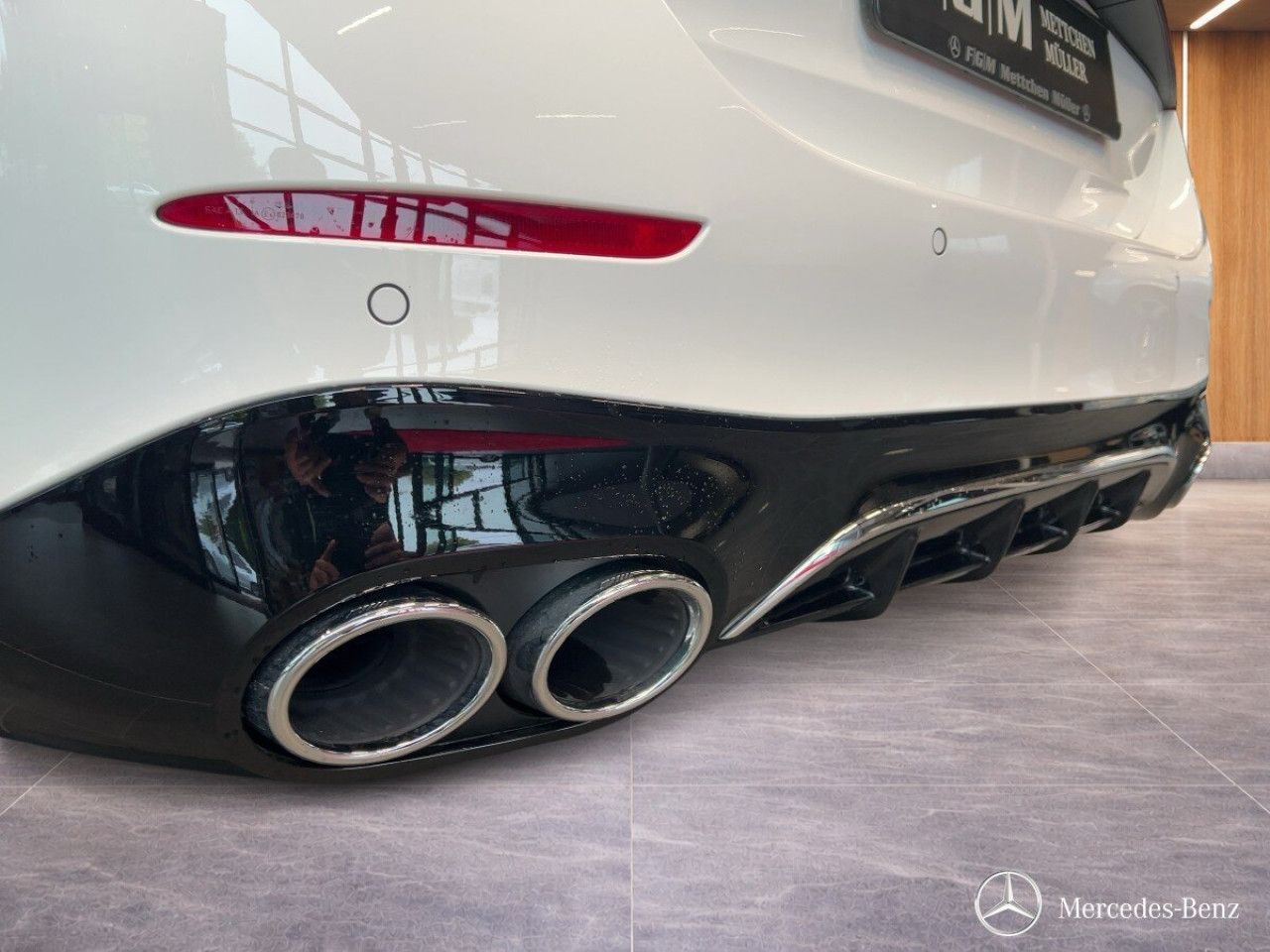Mercedes-Benz E-Klasse – Bild 18