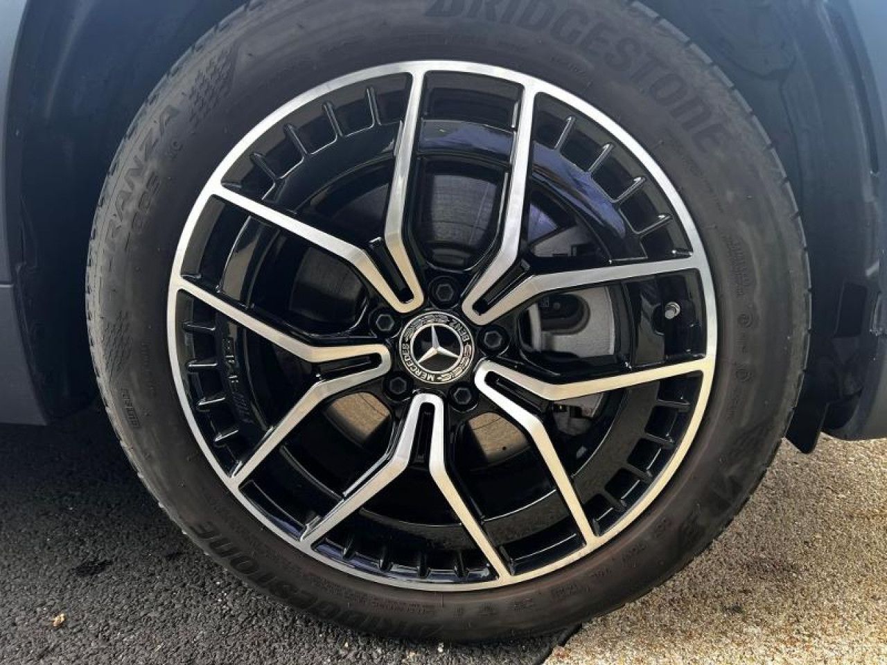 Photo du v&eacute;hicule 16 / 18