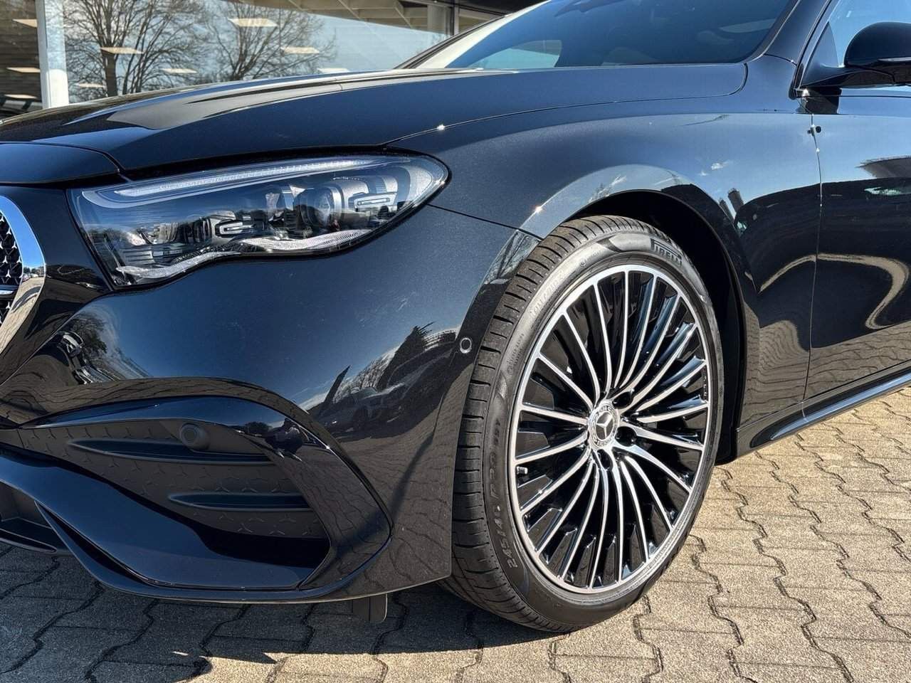 Mercedes-Benz E-Klasse – Bild 5