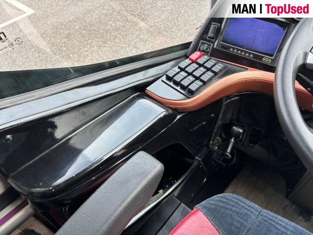 MAN Noge Titanium 12