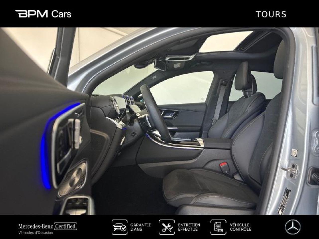 Photo du v&eacute;hicule 13 / 18