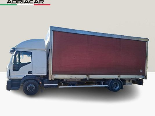 Vehicle image 5 / 13