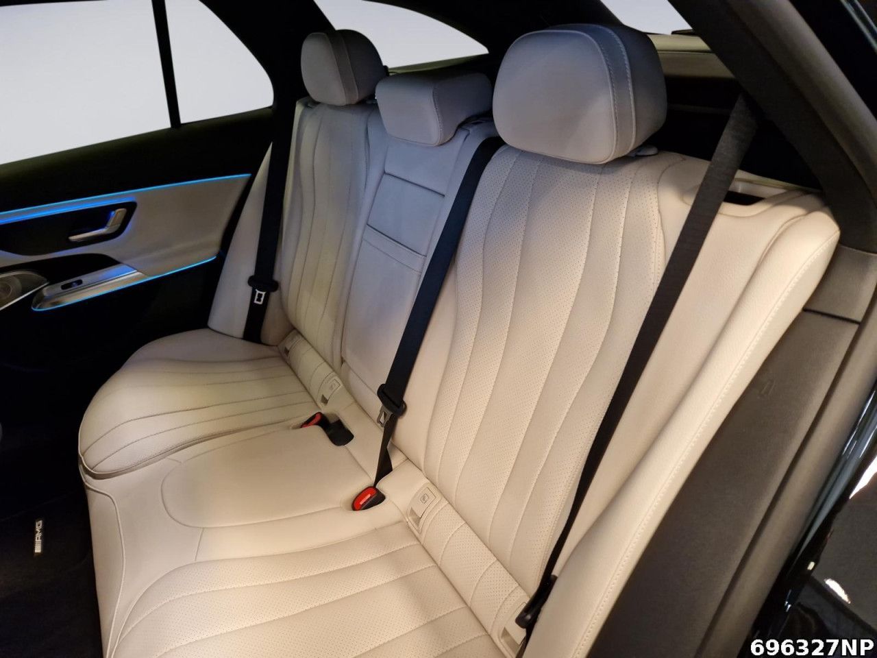 Mercedes-Benz E-Klasse – Bild 11