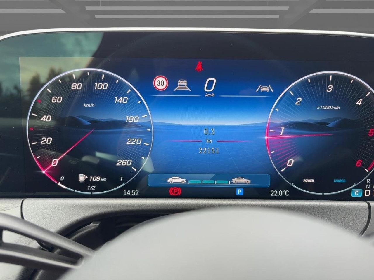 Mercedes-Benz E-Klasse – Bild 17