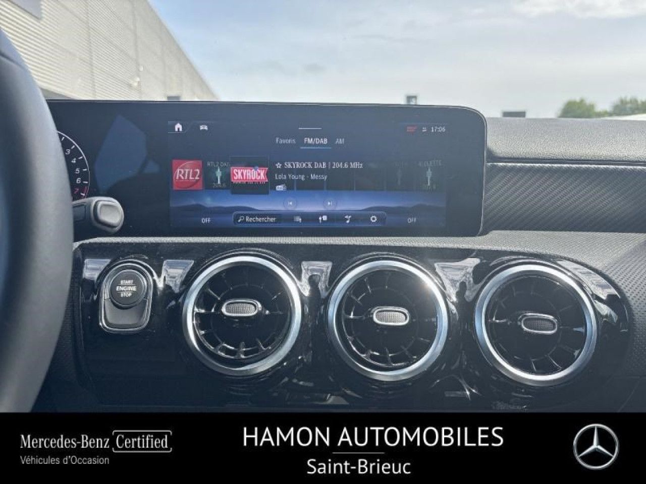 Photo du v&eacute;hicule 8 / 18