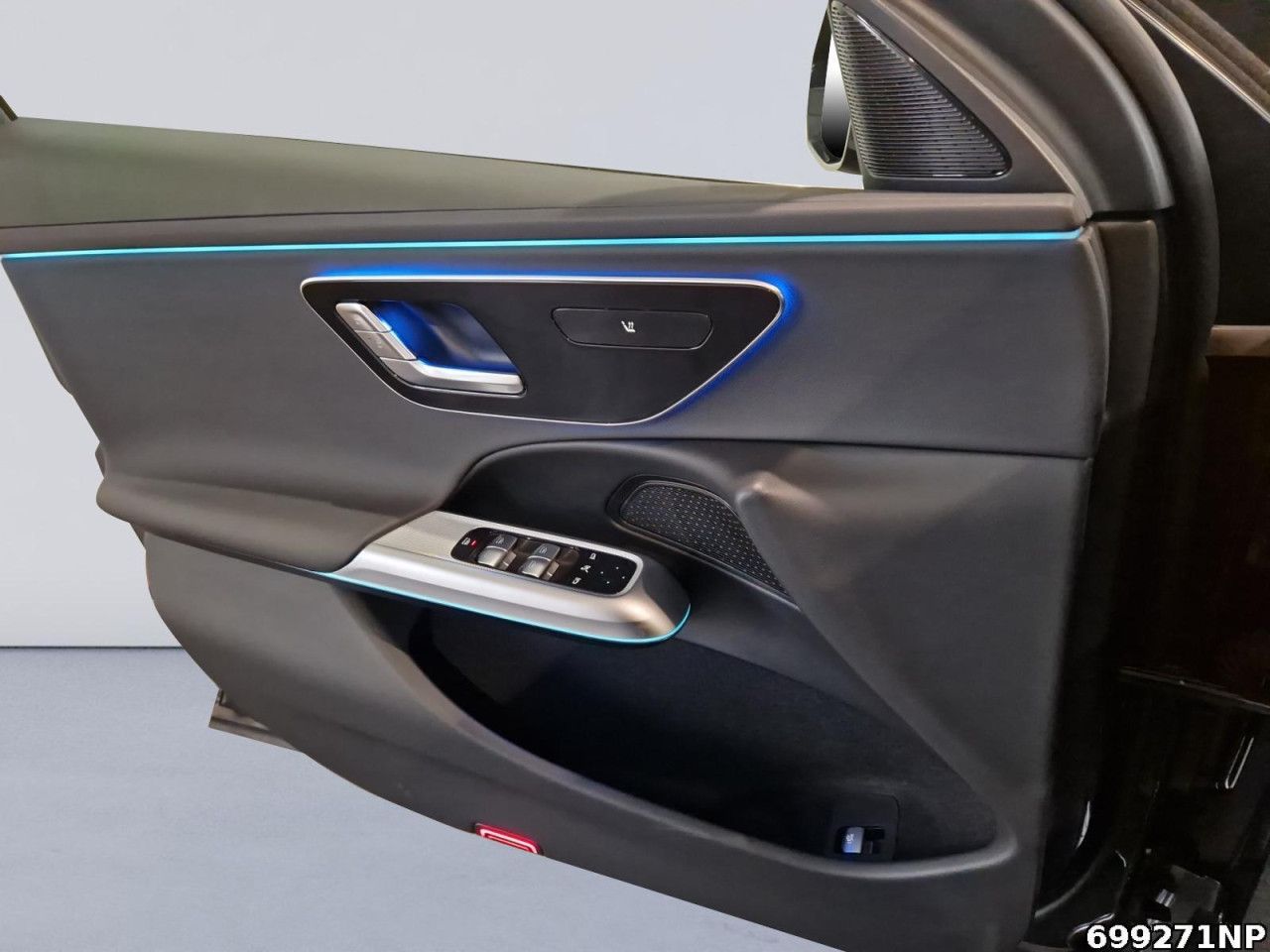 Mercedes-Benz E-Klasse – Bild 15
