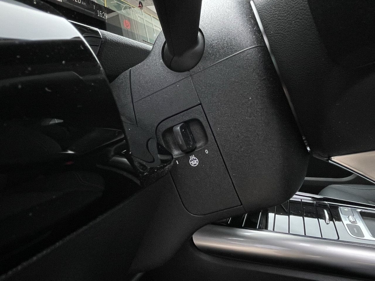 Fahrzeugbild 18 / 23