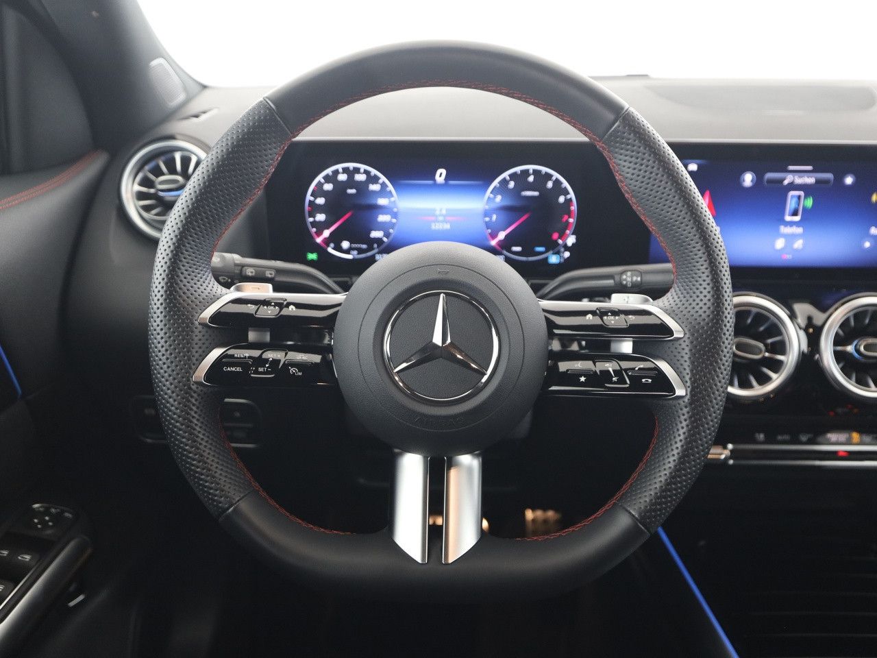 Mercedes-Benz GLA – Bild 11