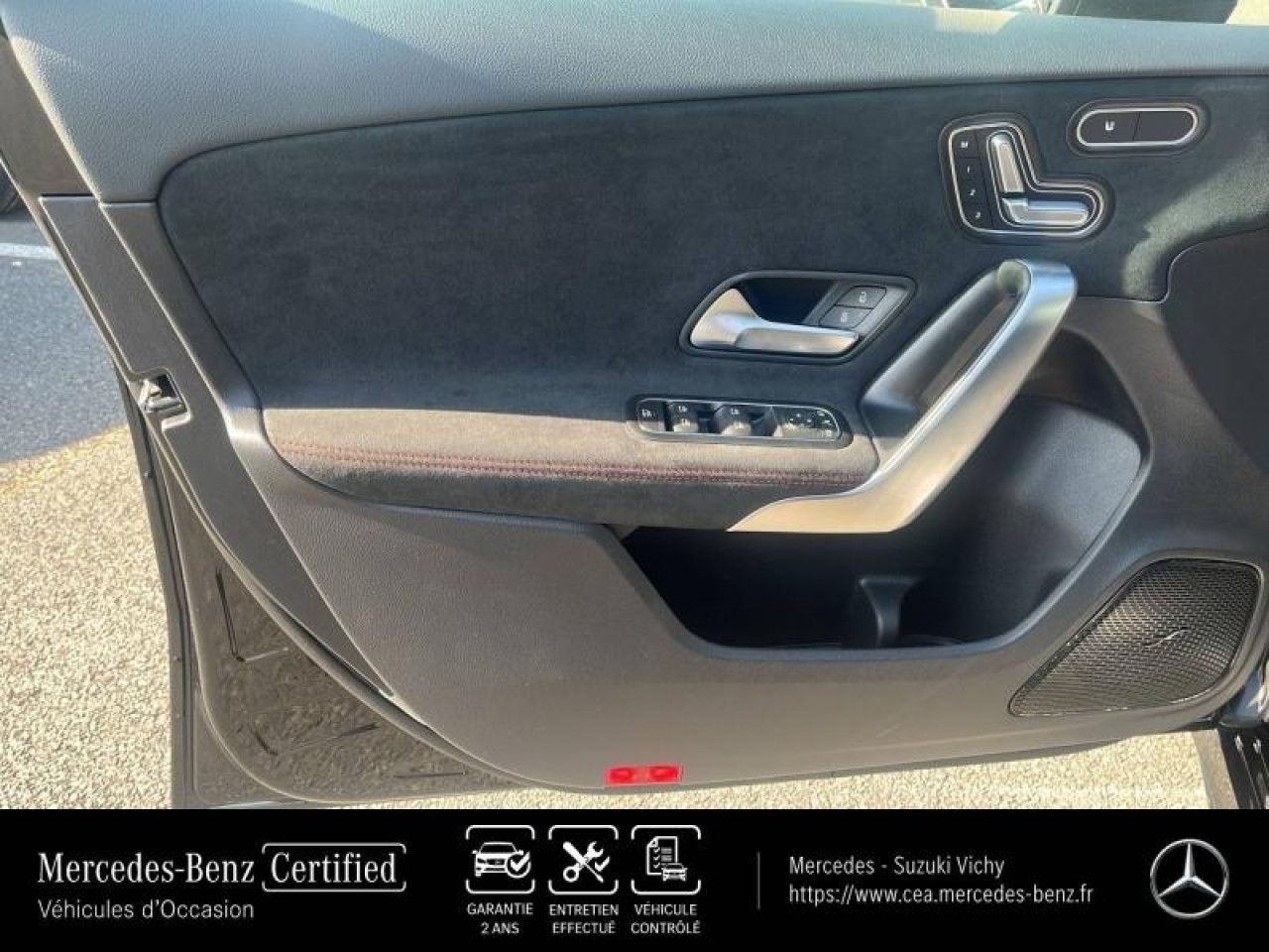 Photo du v&eacute;hicule 8 / 18