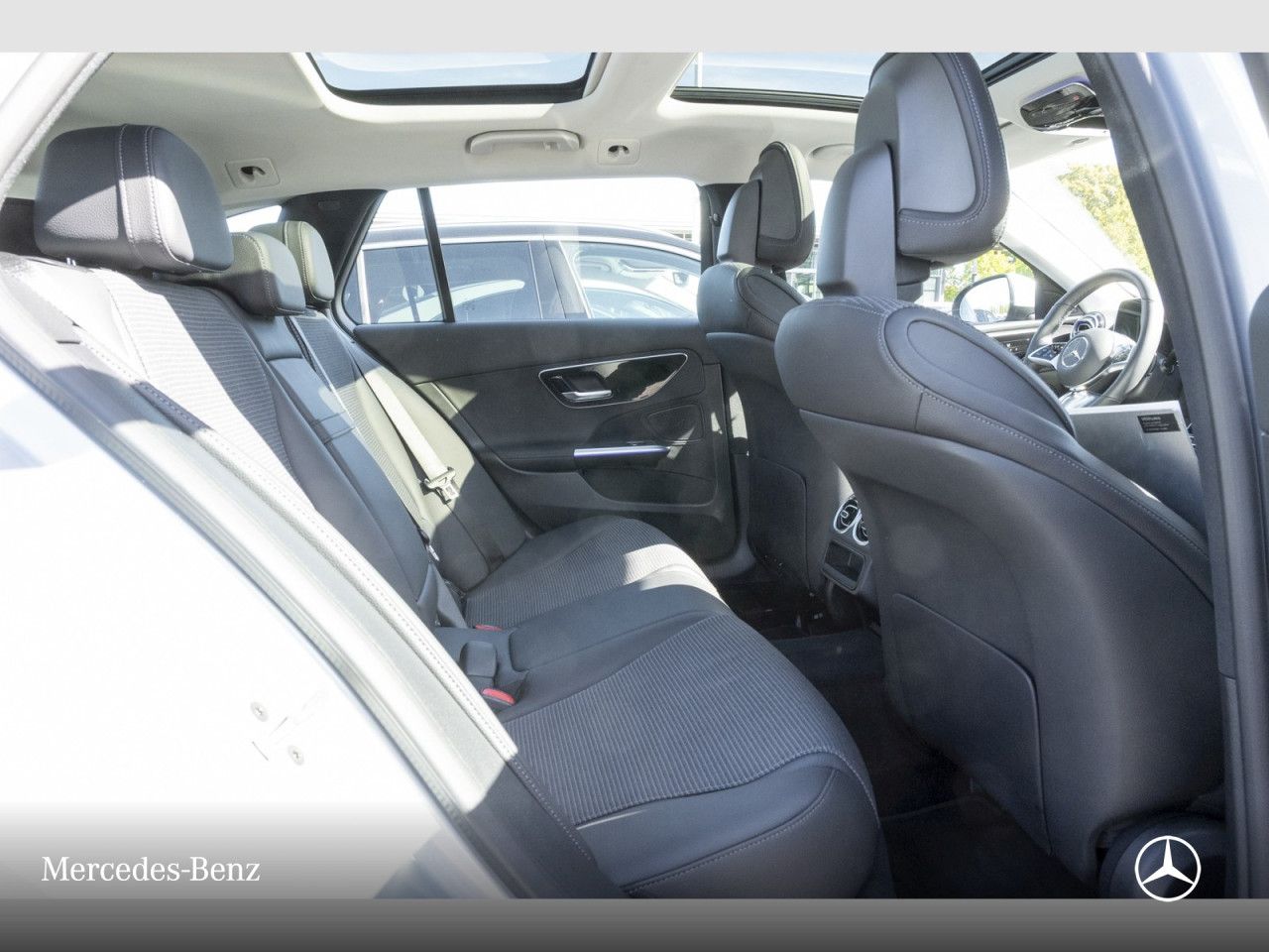 Mercedes-Benz C-Klasse – Bild 9
