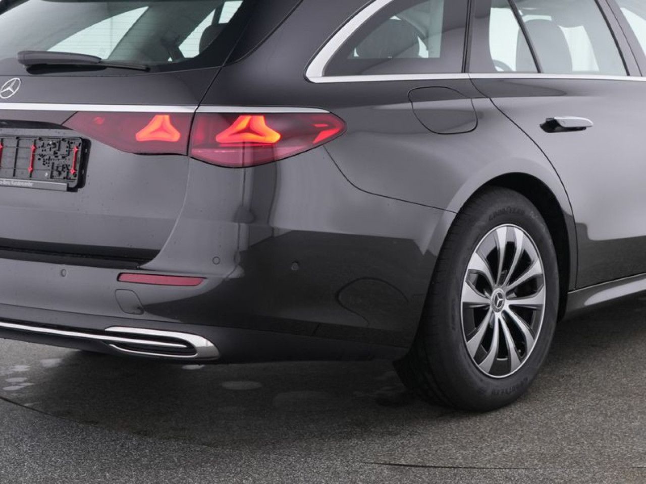 Mercedes-Benz E-Klasse – Bild 3