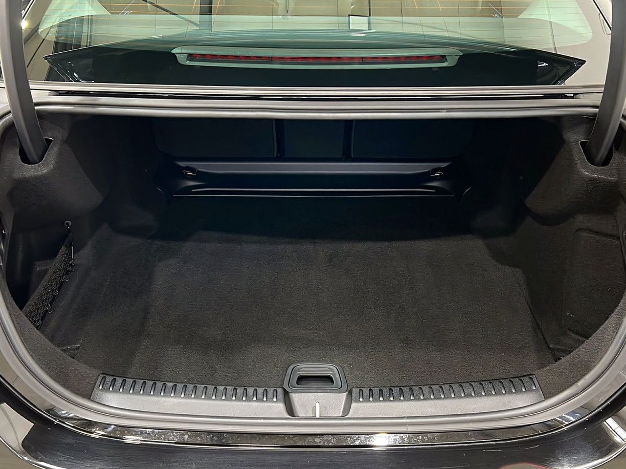 Mercedes-Benz E-Klasse – Bild 7