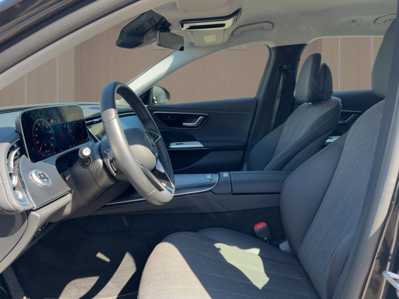 Mercedes-Benz E-Klasse – Bild 6