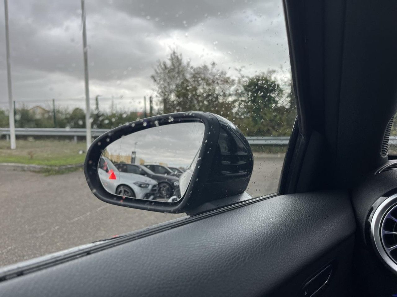 Photo du véhicule 18 / 18
