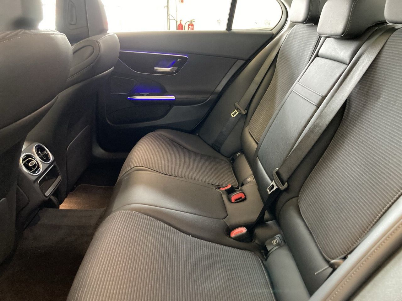 Mercedes-Benz C-Klasse – Bild 12