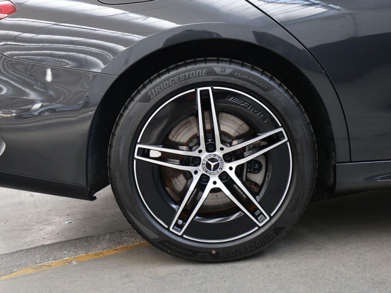 Mercedes-Benz E-Klasse – Bild 7