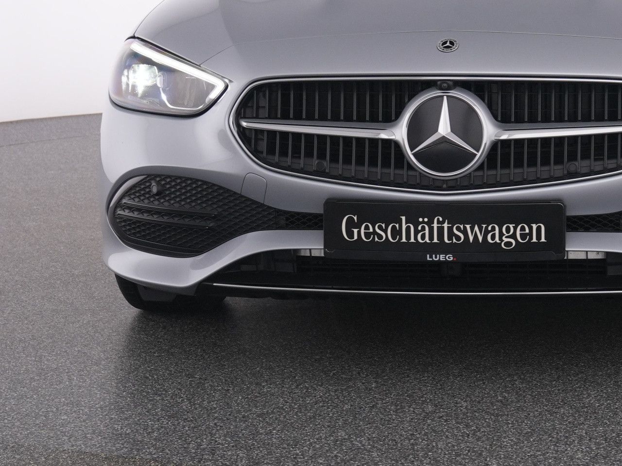 Mercedes-Benz C-Klasse – Bild 16