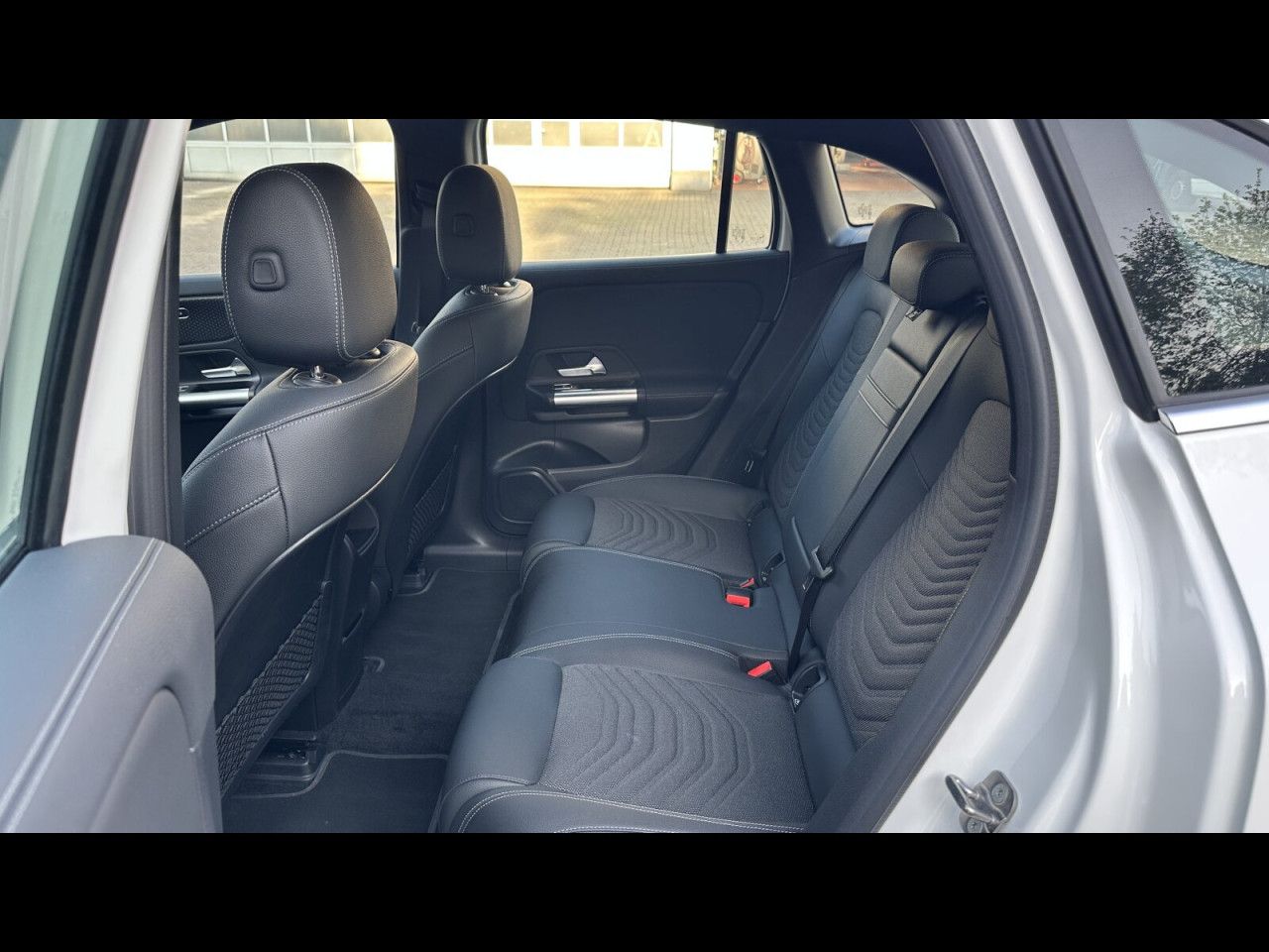 Mercedes-Benz EQA – Bild 15