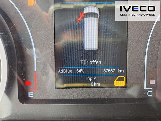 Vehicle image 14 / 14