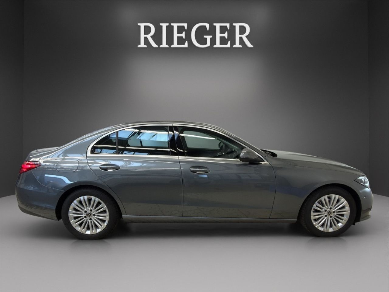 Mercedes-Benz C-Klasse – Bild 14