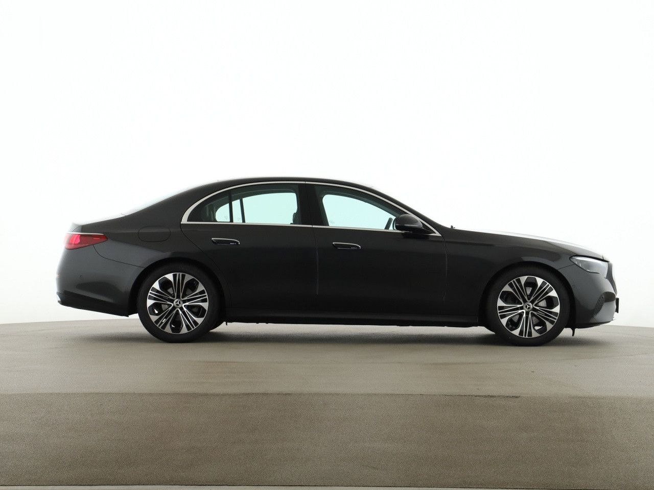 Mercedes-Benz E-Klasse – Bild 6