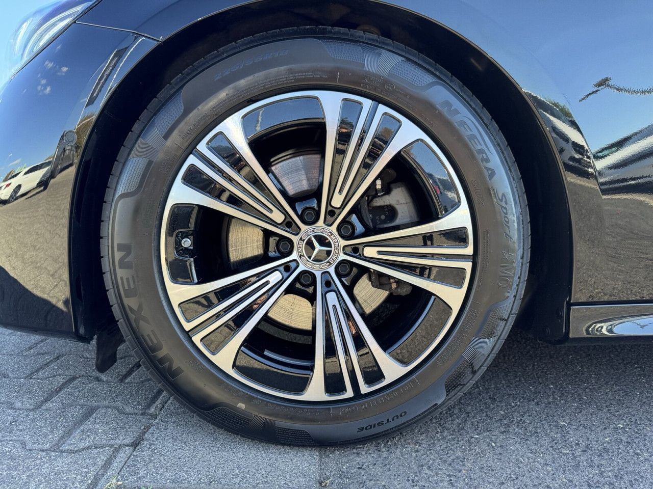 Mercedes-Benz E-Klasse – Bild 19