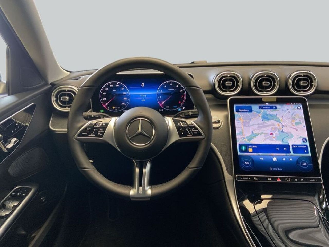 Mercedes-Benz C-Klasse – Bild 16