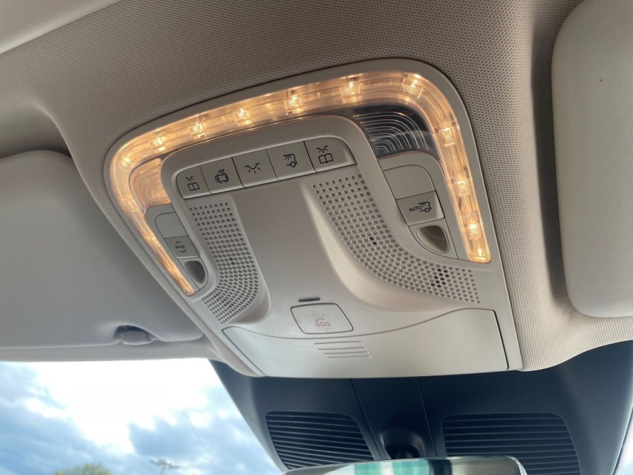 Fahrzeugbild 17 / 19