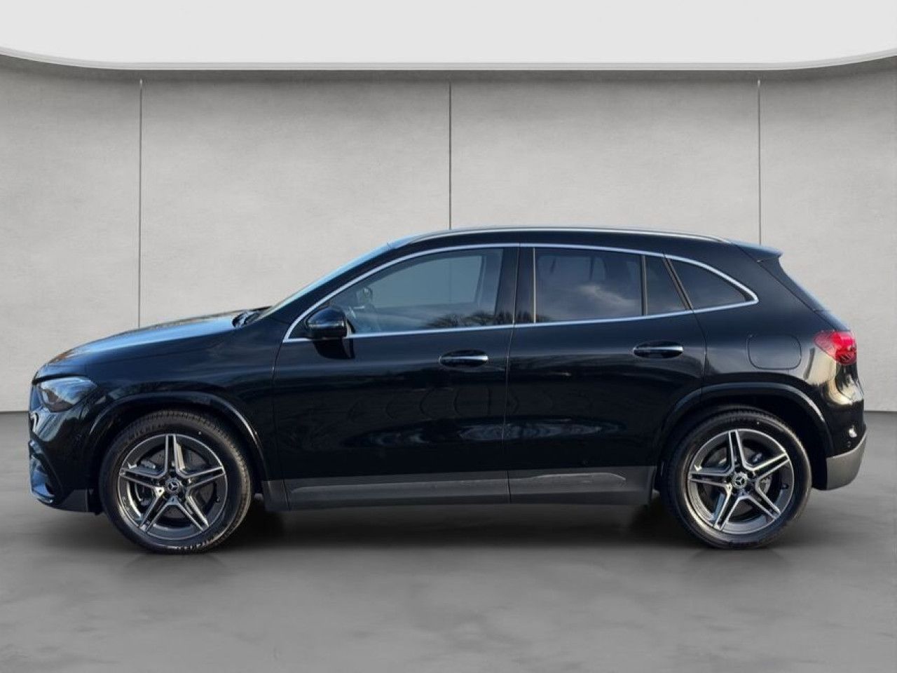 Mercedes-Benz GLA – Bild 2