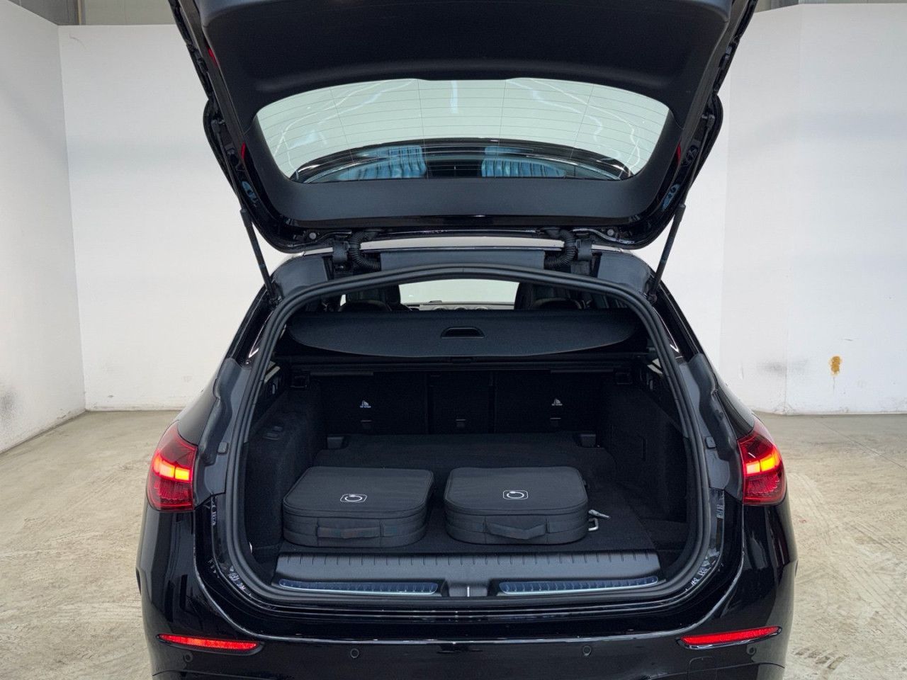Mercedes-Benz C-Klasse – Bild 16