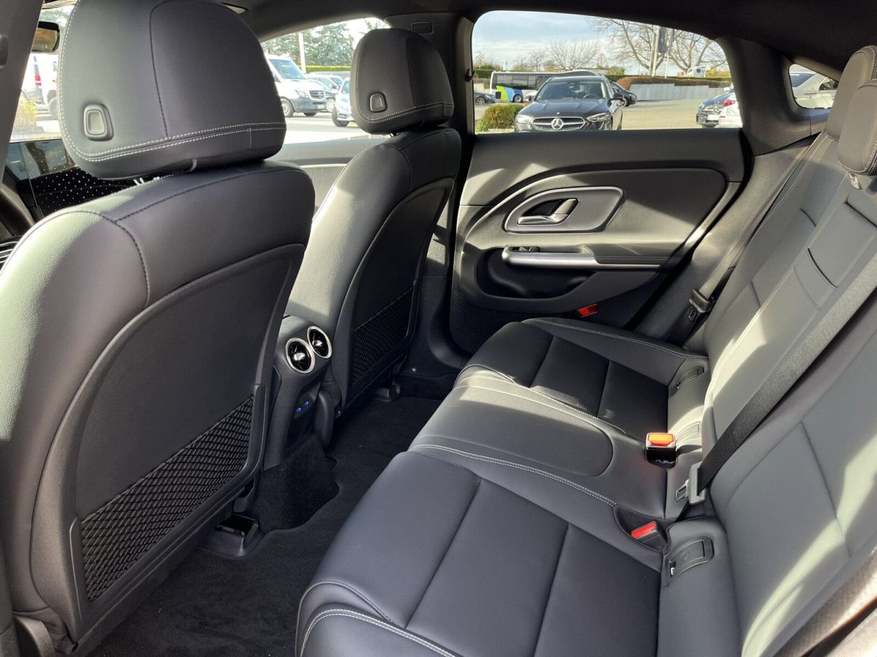 Fahrzeugbild 10 / 15