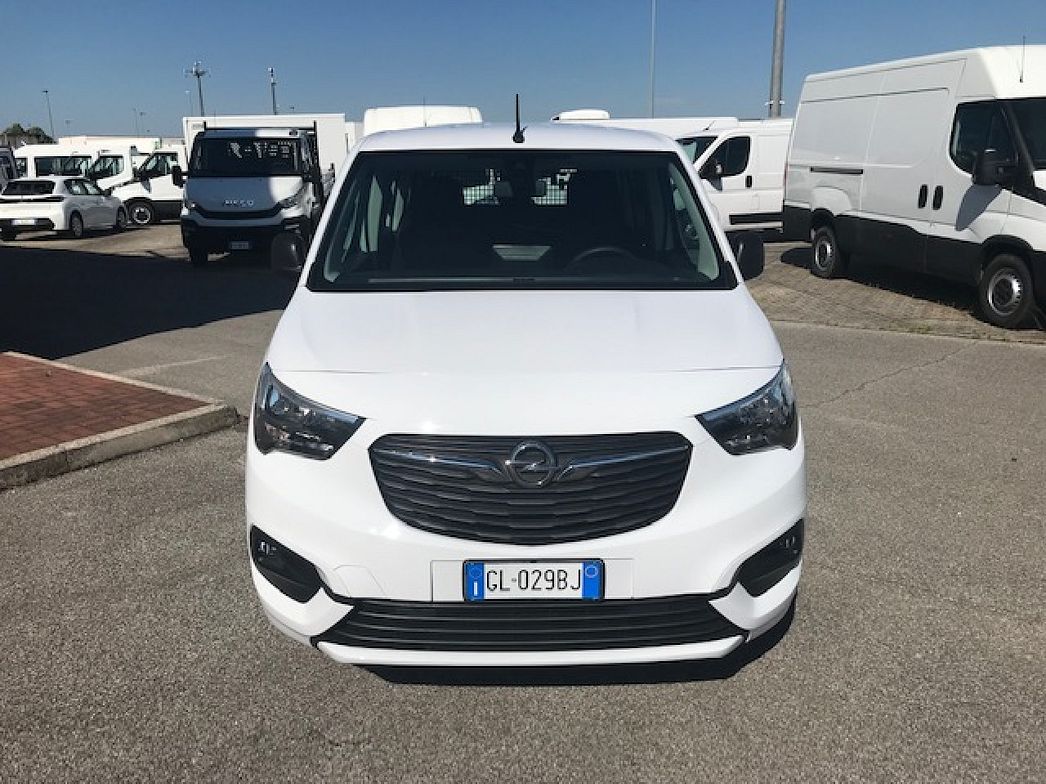 Opel | Combo cargo 1.5d 100cv d.cab. L2H1 c/clima mt6