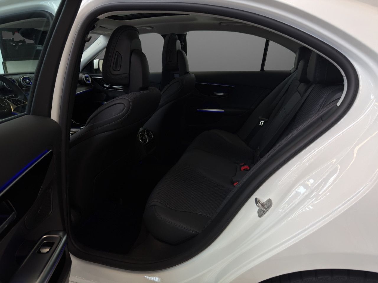 Mercedes-Benz C-Klasse – Bild 8