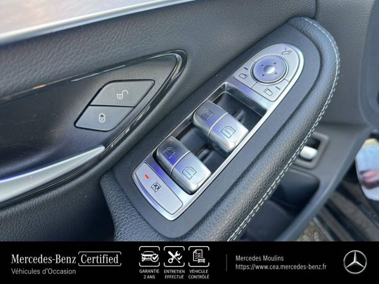 Photo du v&eacute;hicule 13 / 18