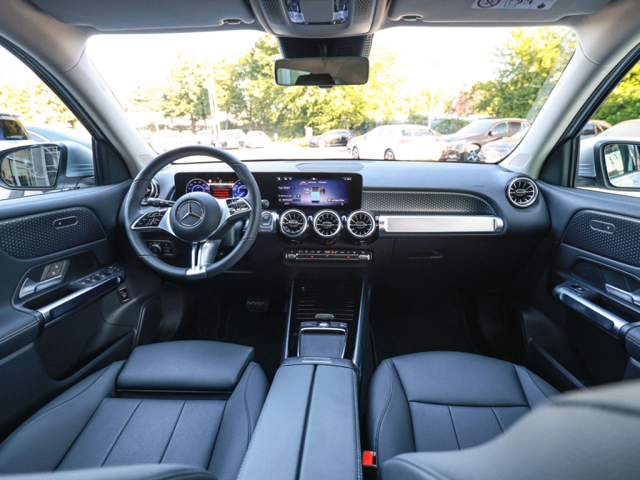 Mercedes-Benz EQB – Bild 8
