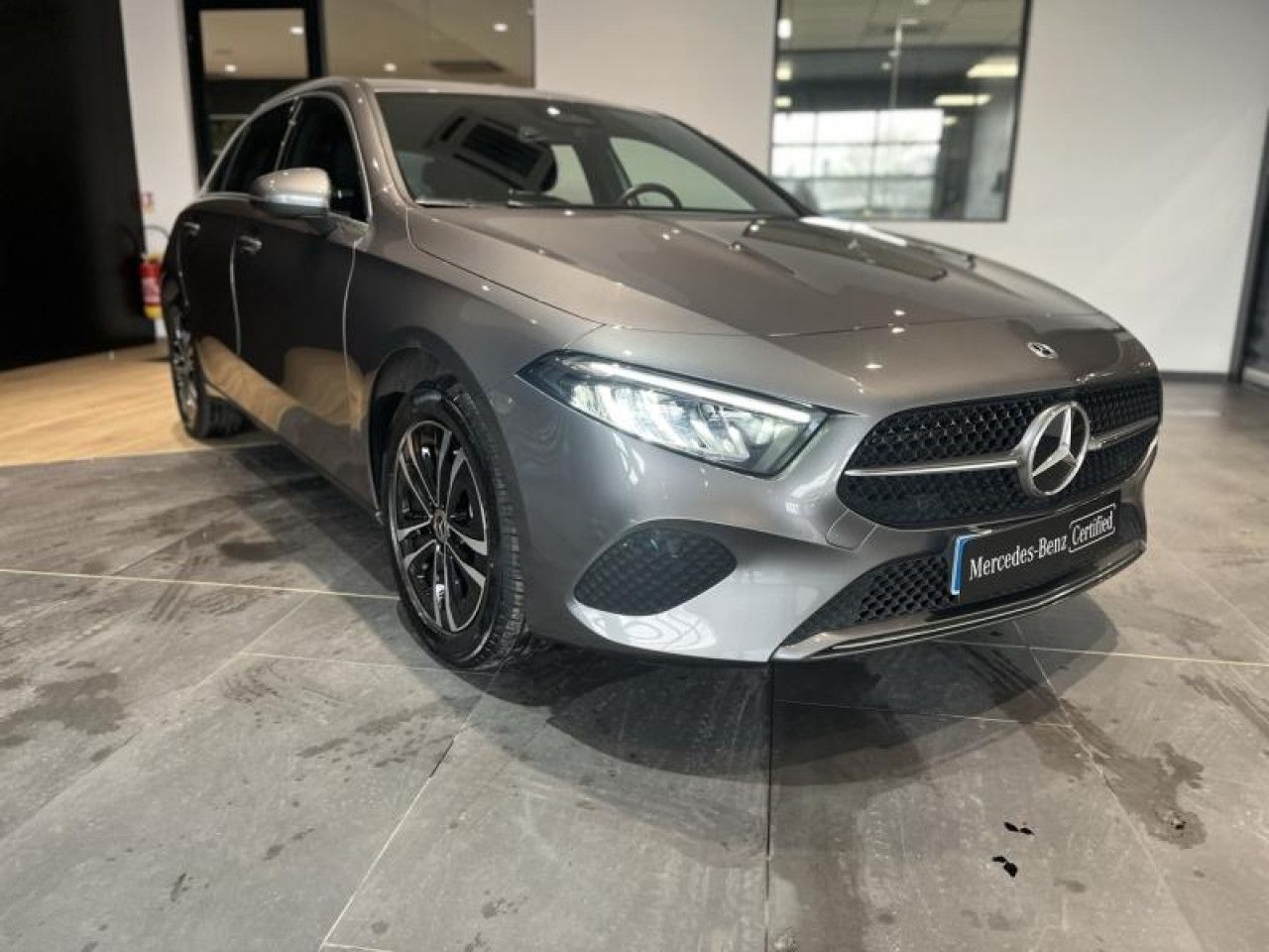 Photo du v&eacute;hicule 3 / 18