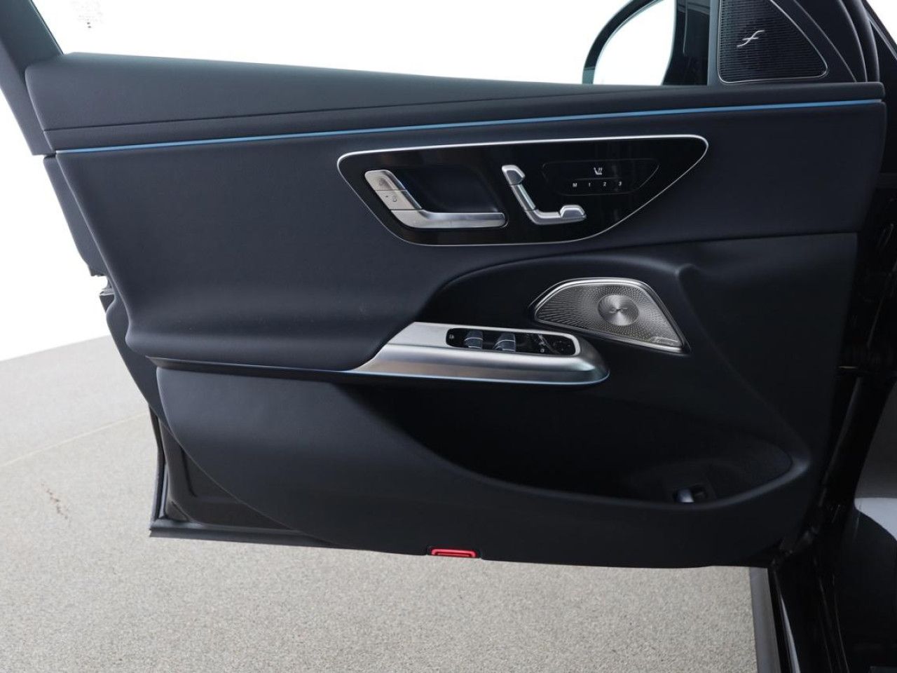 Mercedes-Benz E-Klasse – Bild 14