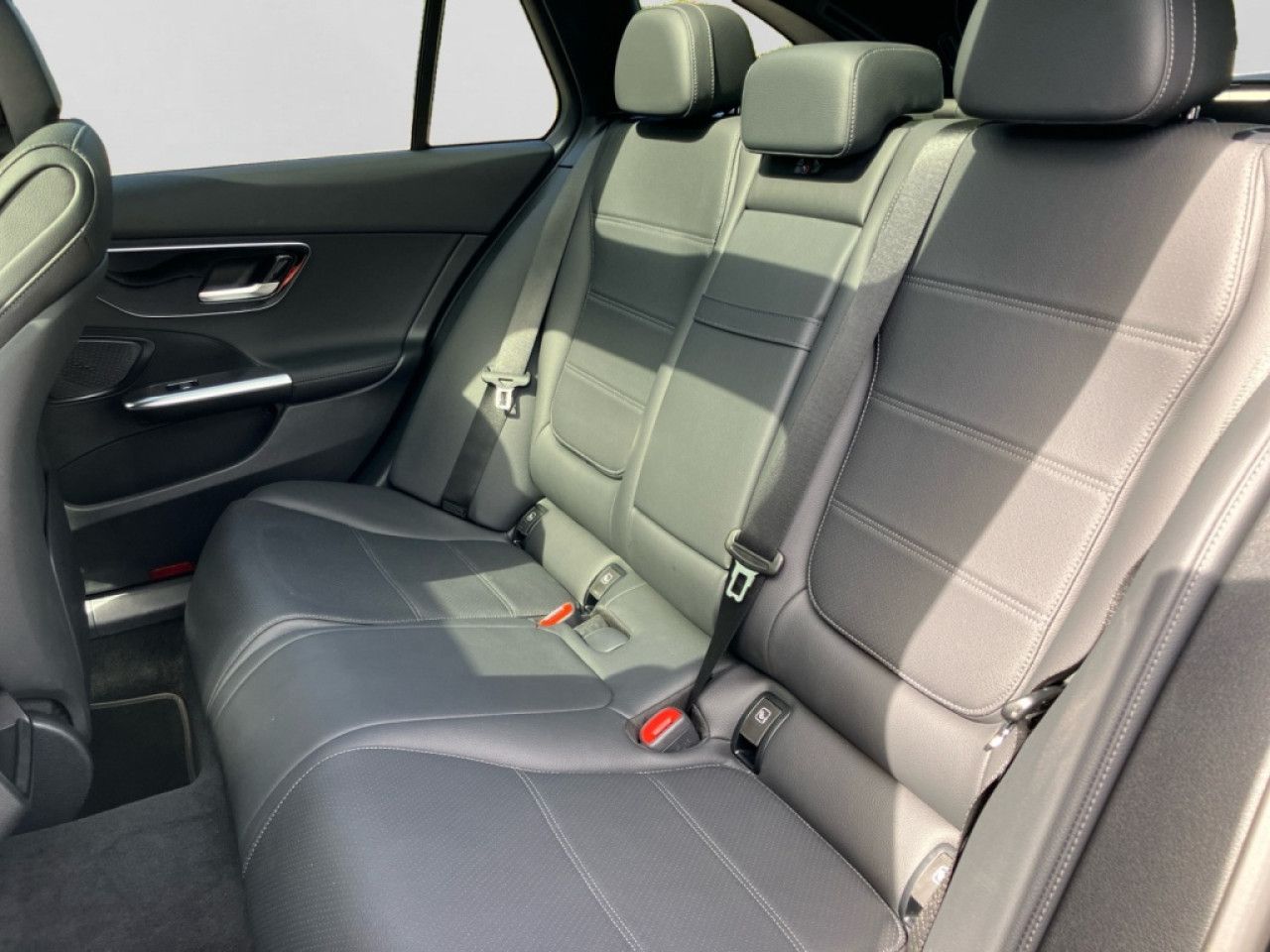 Mercedes-Benz C-Klasse – Bild 13