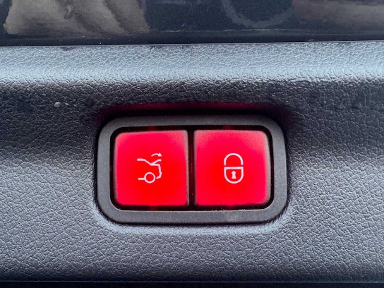 Photo du v&eacute;hicule 17 / 18