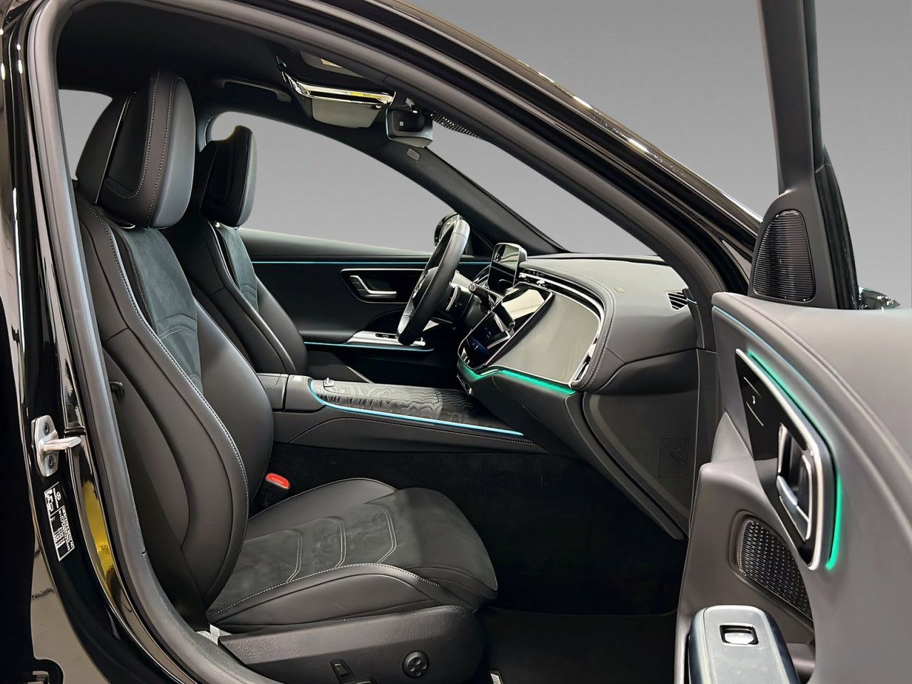 Mercedes-Benz E-Klasse – Bild 14
