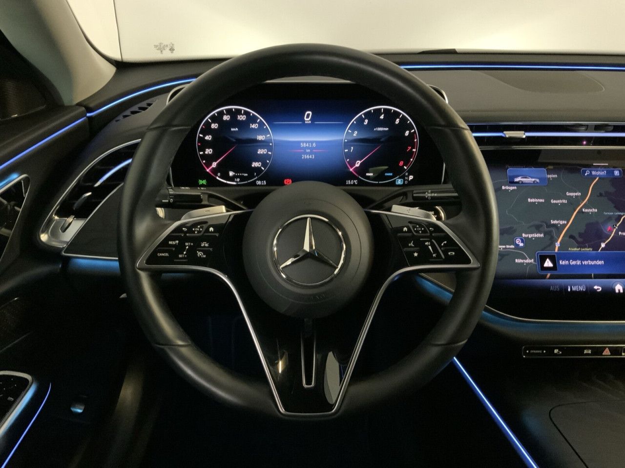 Mercedes-Benz E-Klasse – Bild 10