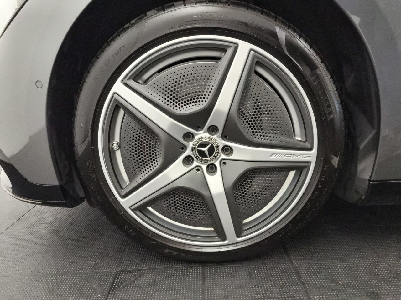 Mercedes-Benz EQE – Bild 10