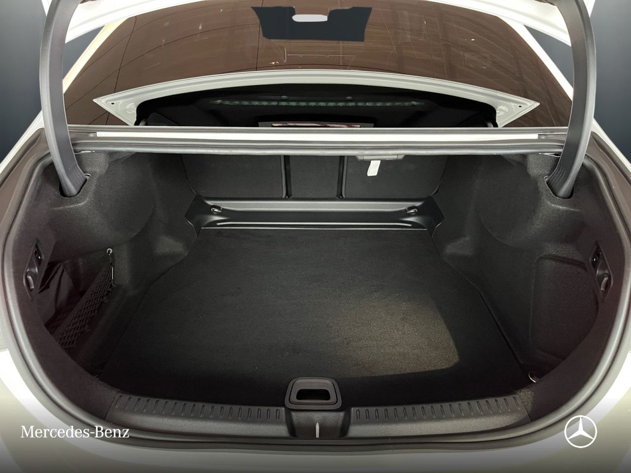 Mercedes-Benz E-Klasse – Bild 5