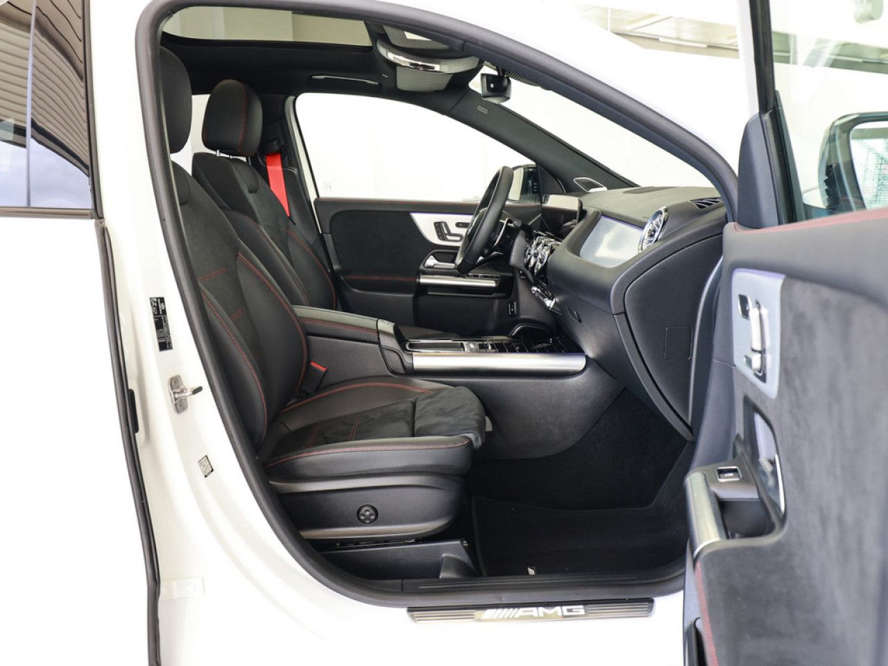 Mercedes-Benz GLA – Bild 2