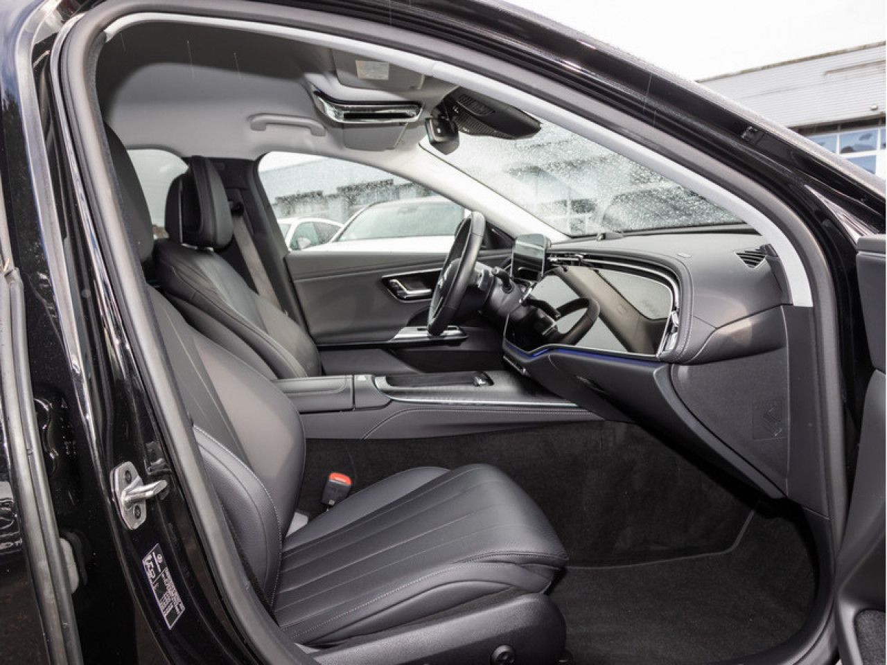 Mercedes-Benz E-Klasse – Bild 7