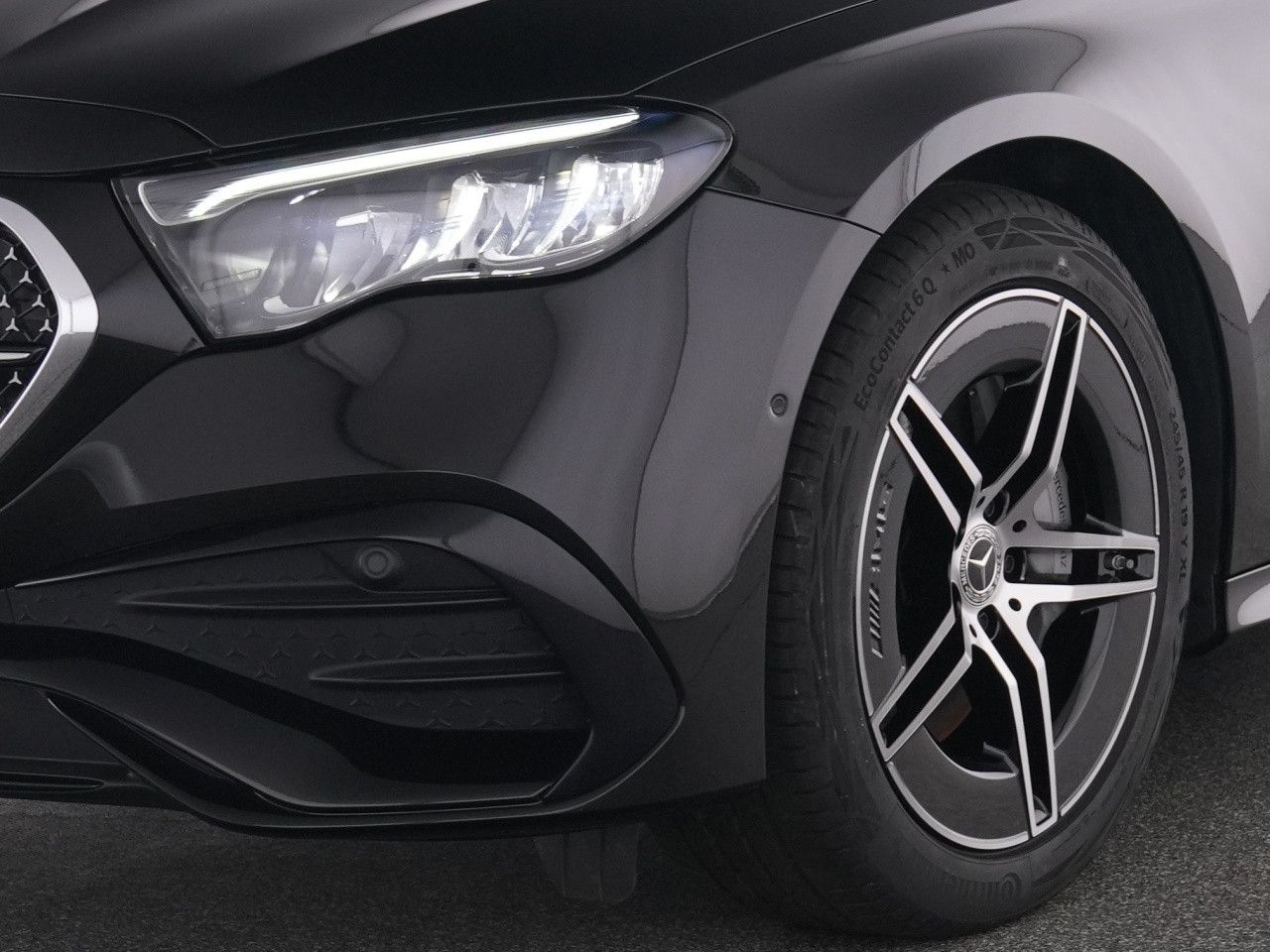 Mercedes-Benz E-Klasse – Bild 8