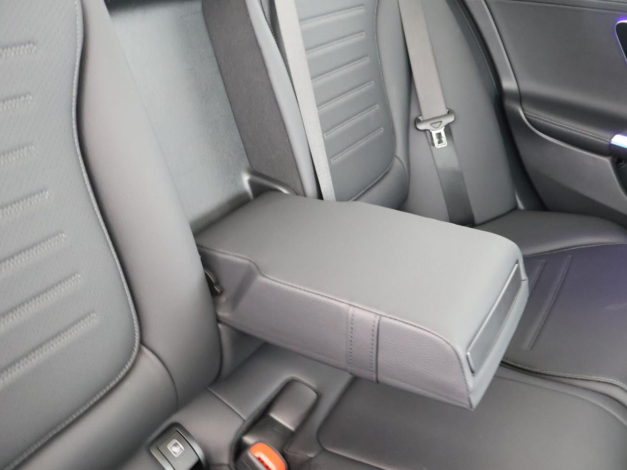 Mercedes-Benz C-Klasse – Bild 20