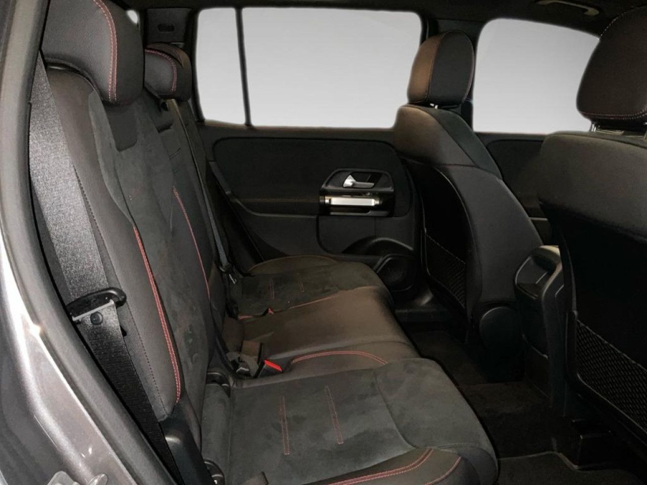 Mercedes-Benz GLB – Bild 11